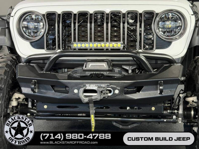 2024 Jeep Gladiator