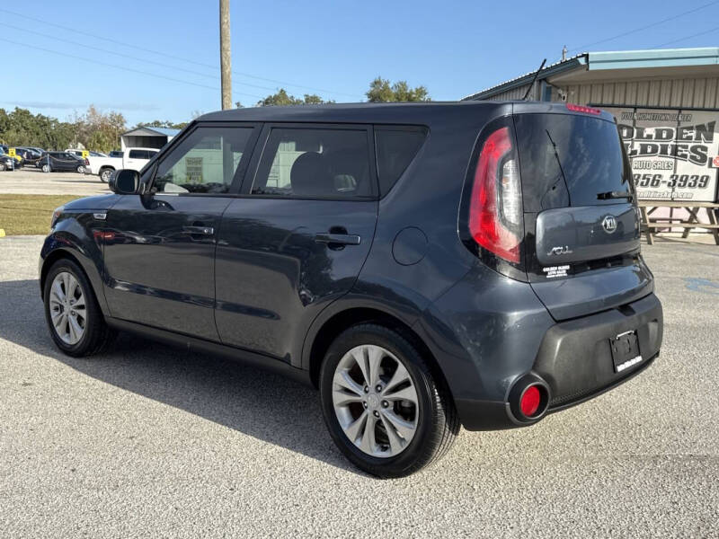 2015 Kia Soul +
