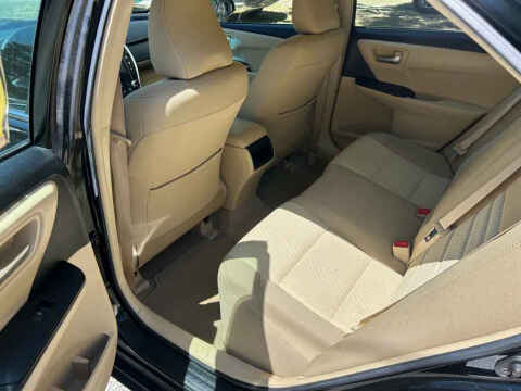 2017 Toyota Camry LE