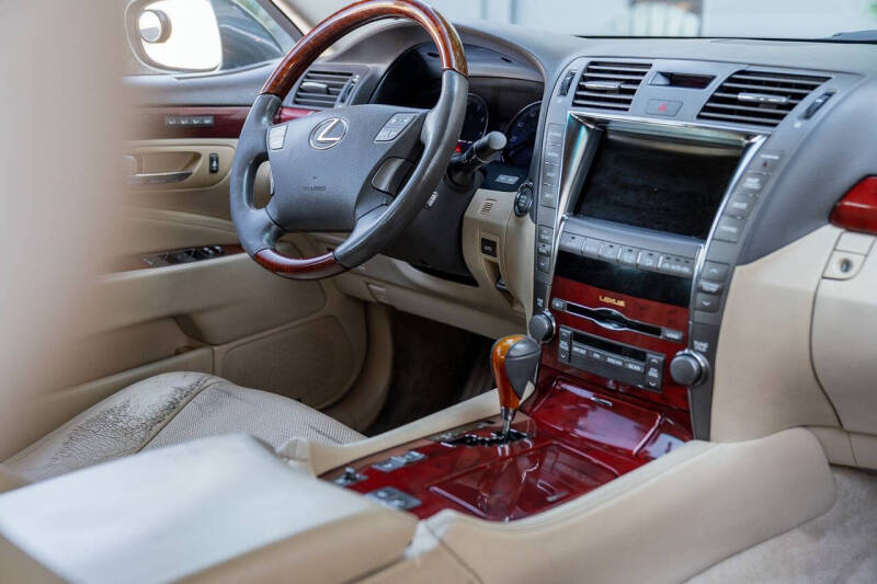 2008 Lexus LS 460