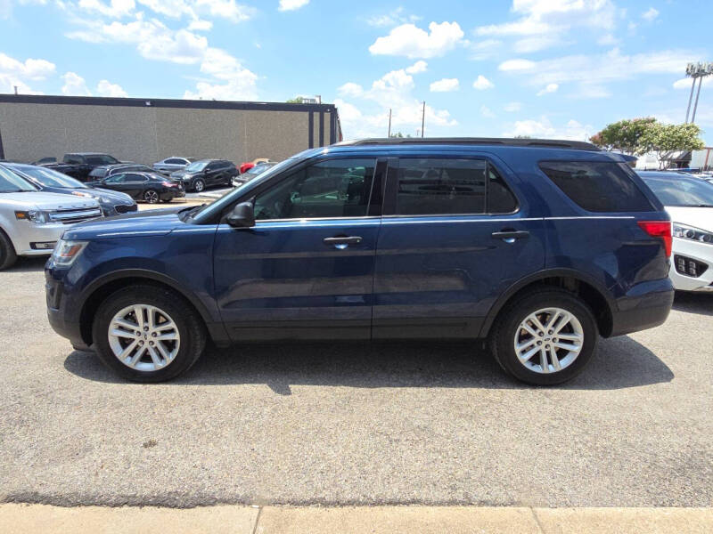2016 Ford Explorer