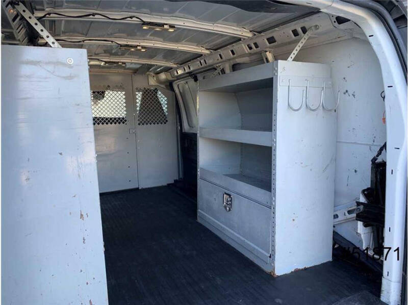 2021 Chevrolet Express 2500