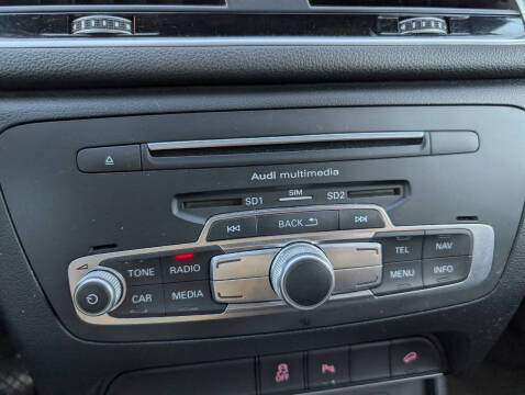 2017 Audi Q3 2.0T quattro Premium