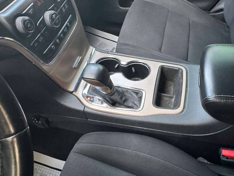 2017 Jeep Grand Cherokee Laredo