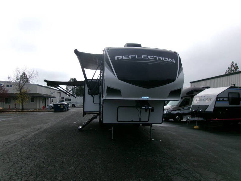 2021 Grand Design RV Reflection 303rls