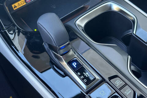 2026 Lexus NX 450h+ Luxury