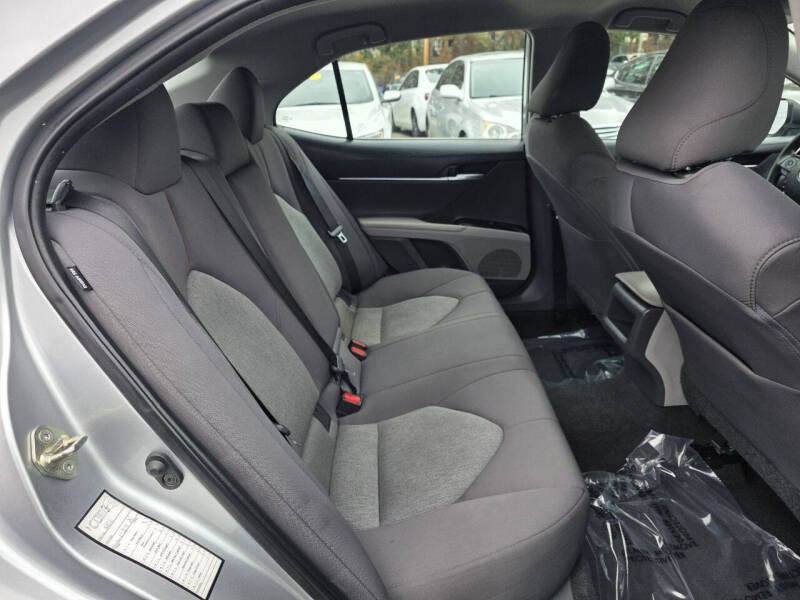 2020 Toyota Camry LE