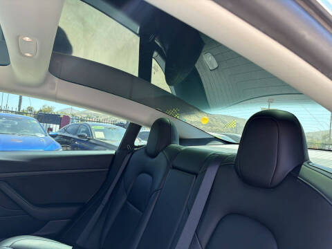 2020 Tesla Model 3 Standard Range Plus