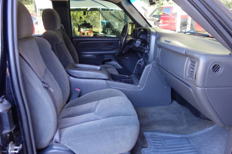 2005 Chevrolet Silverado 1500 LS