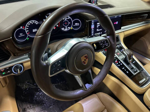 2018 Porsche Panamera