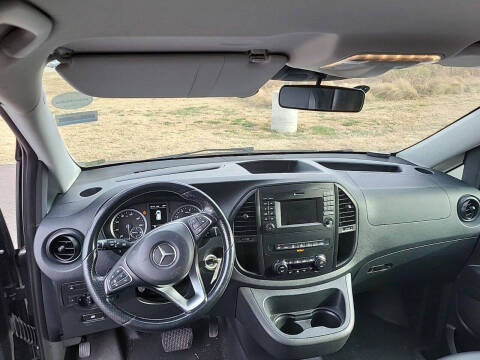 2020 Mercedes-Benz Metris Passenger