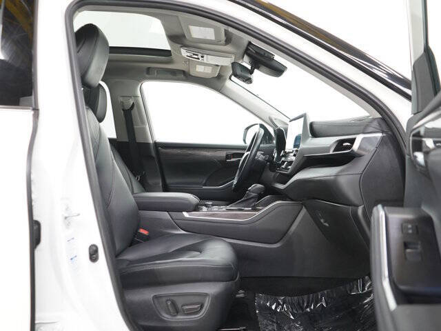 2021 Toyota Highlander Platinum
