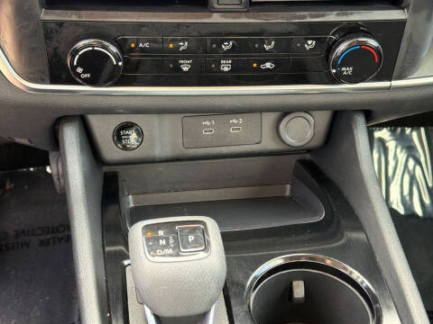 2024 Nissan Rogue S