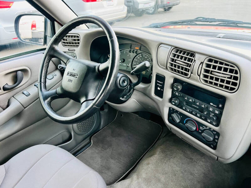 2003 GMC Sonoma SLS