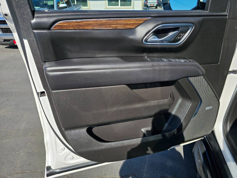 2021 Chevrolet Suburban High Country