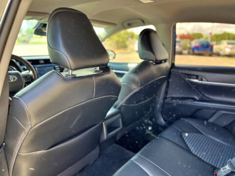 2020 Toyota Camry SE