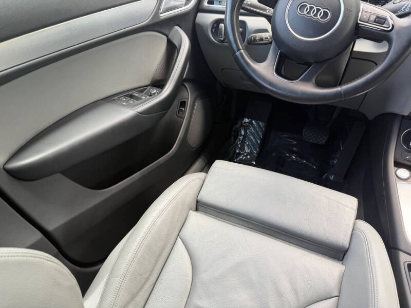 2018 Audi Q3 2.0T Sport Premium