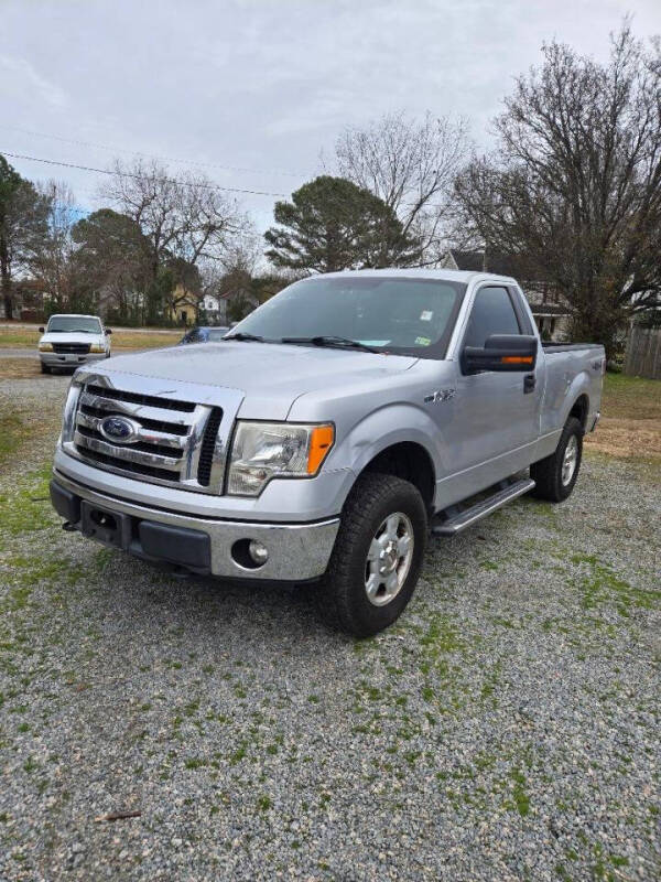 2012 Ford F-150 XL's photo