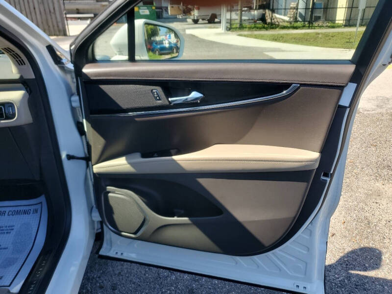 2023 Lincoln Nautilus Standard