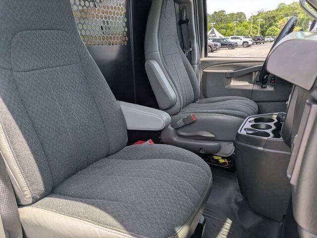 2024 GMC Savana 2500