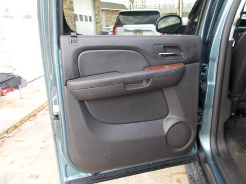 2012 Chevrolet Avalanche LT