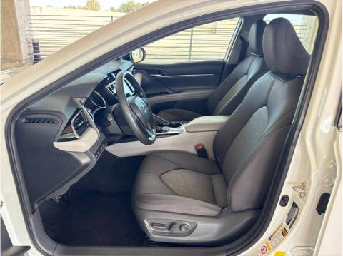 2019 Toyota Camry LE