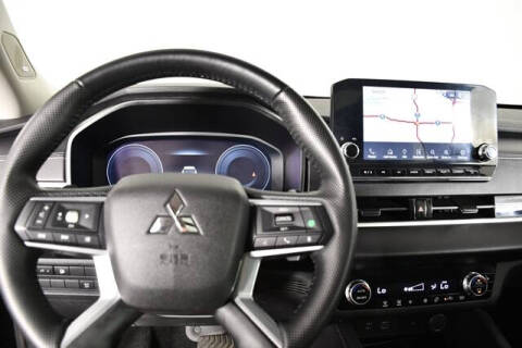 2025 Mitsubishi Outlander PHEV SE