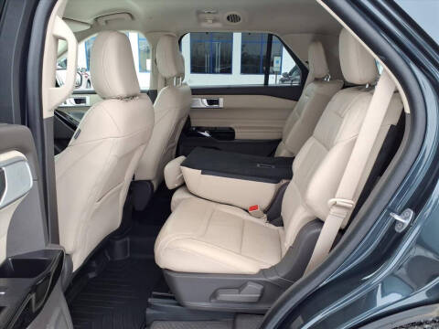 2022 Ford Explorer Hybrid Platinum