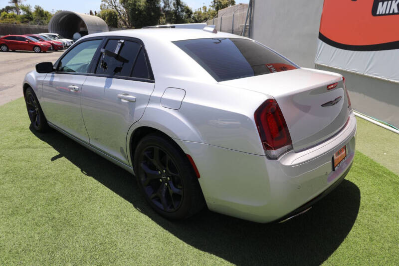 2021 Chrysler 300 S V6