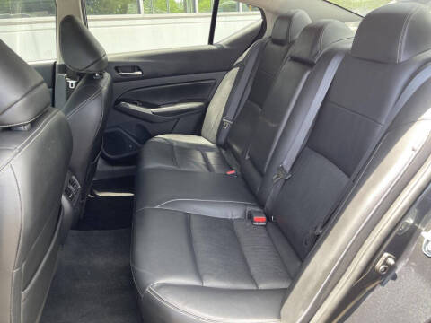 2022 Nissan Altima 2.5 SL
