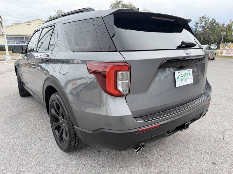 2022 Ford Explorer ST-Line
