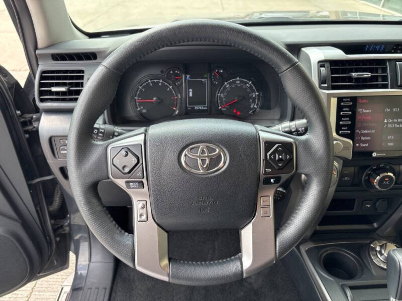 2024 Toyota 4Runner SR5