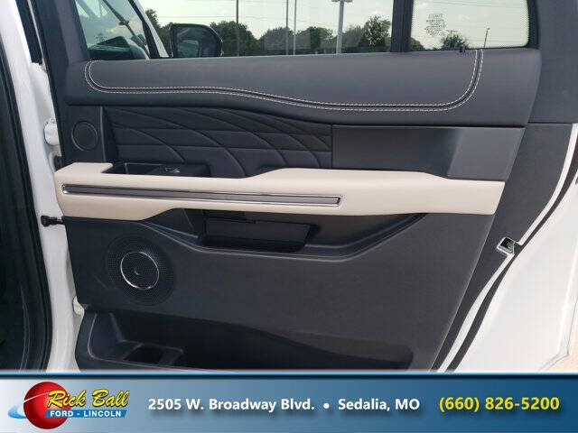 2022 Ford Expedition MAX Platinum