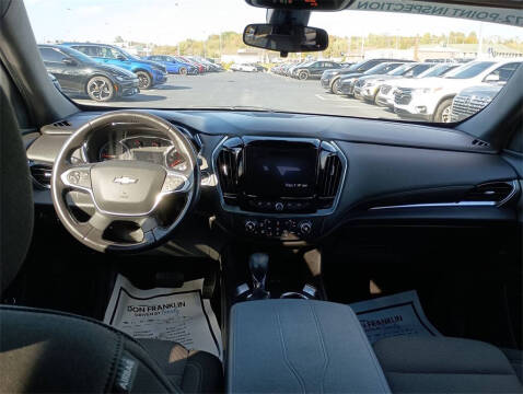 2022 Chevrolet Traverse LT Cloth