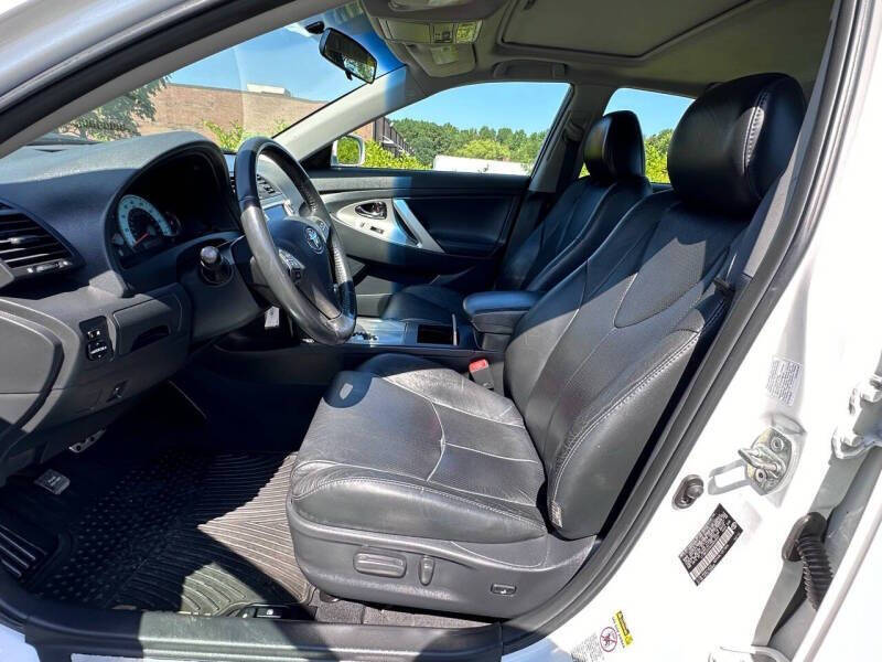2010 Toyota Camry SE V6