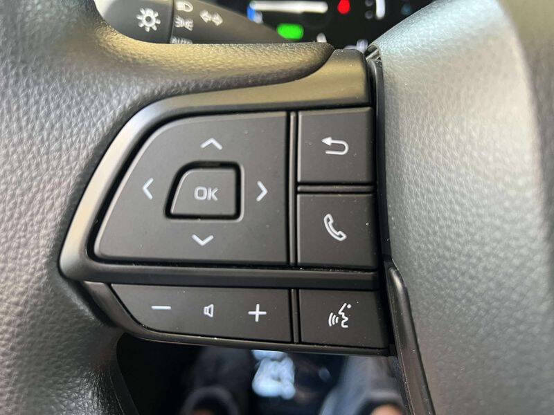 2025 Toyota Sienna LE 8-Passenger