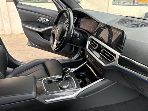 2022 BMW 3 Series 330i