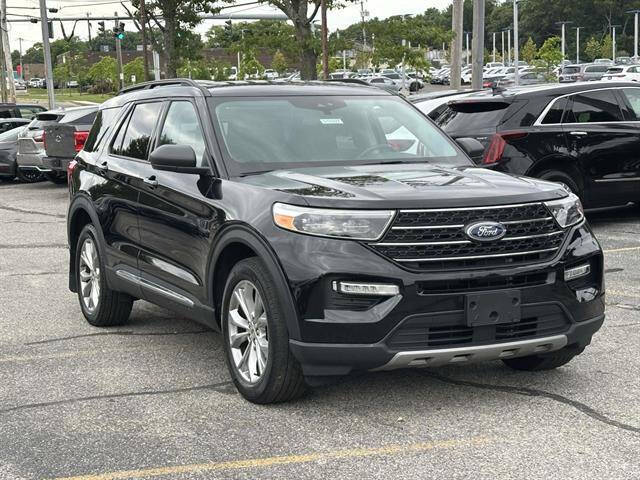 Black 2023 Ford Explorer XLT AWD XLT 4dr SUV 2