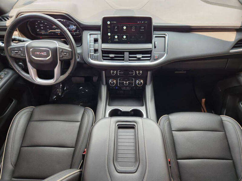 2022 GMC Yukon XL SLT