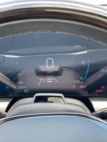 2024 Cadillac LYRIQ Luxury 2