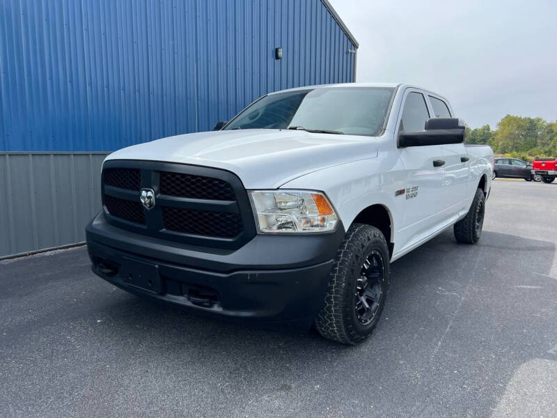 Used 2016 RAM Ram 1500 Pickup Tradesman with VIN 1C6RR7SM5GS252967 for sale in Sullivan, IN