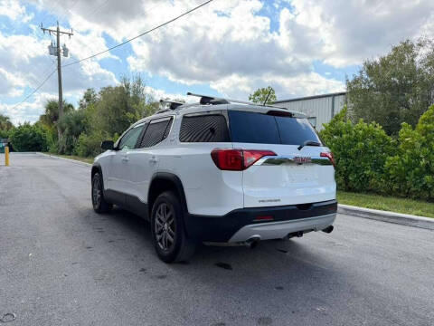 2017 GMC Acadia SLT-1
