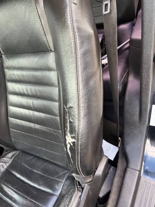 2012 Ford Mustang V6