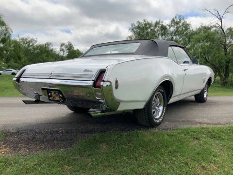 1969 Oldsmobile Cutlass