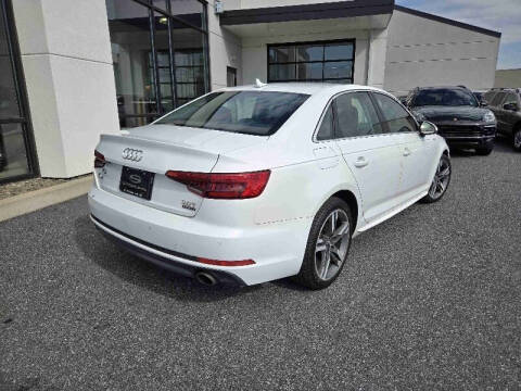 2017 Audi A4 2.0T quattro Premium Plus