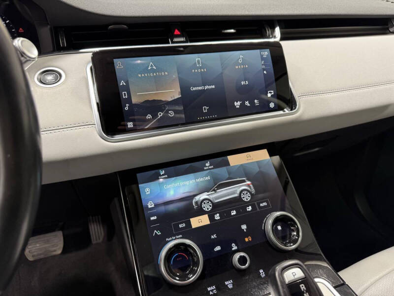 2022 Land Rover Range Rover Evoque P250 SE