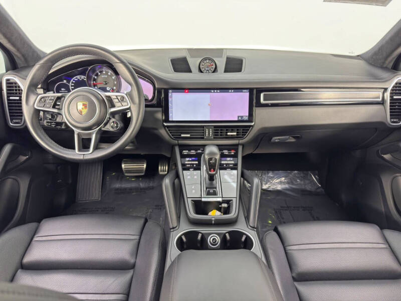2021 Porsche Cayenne GTS