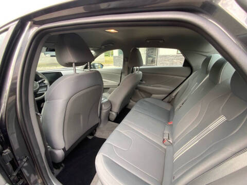 2023 Hyundai Elantra