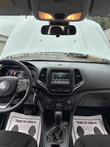 2019 Jeep Cherokee Latitude
