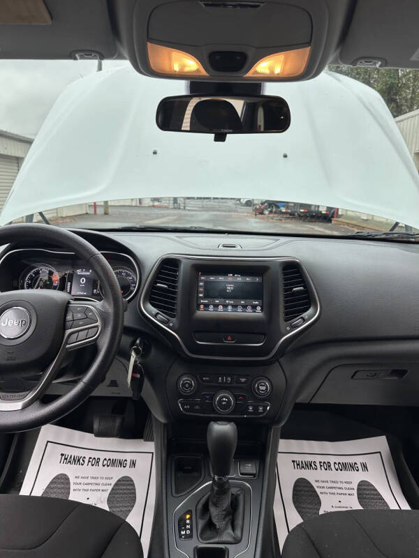 2019 Jeep Cherokee Latitude